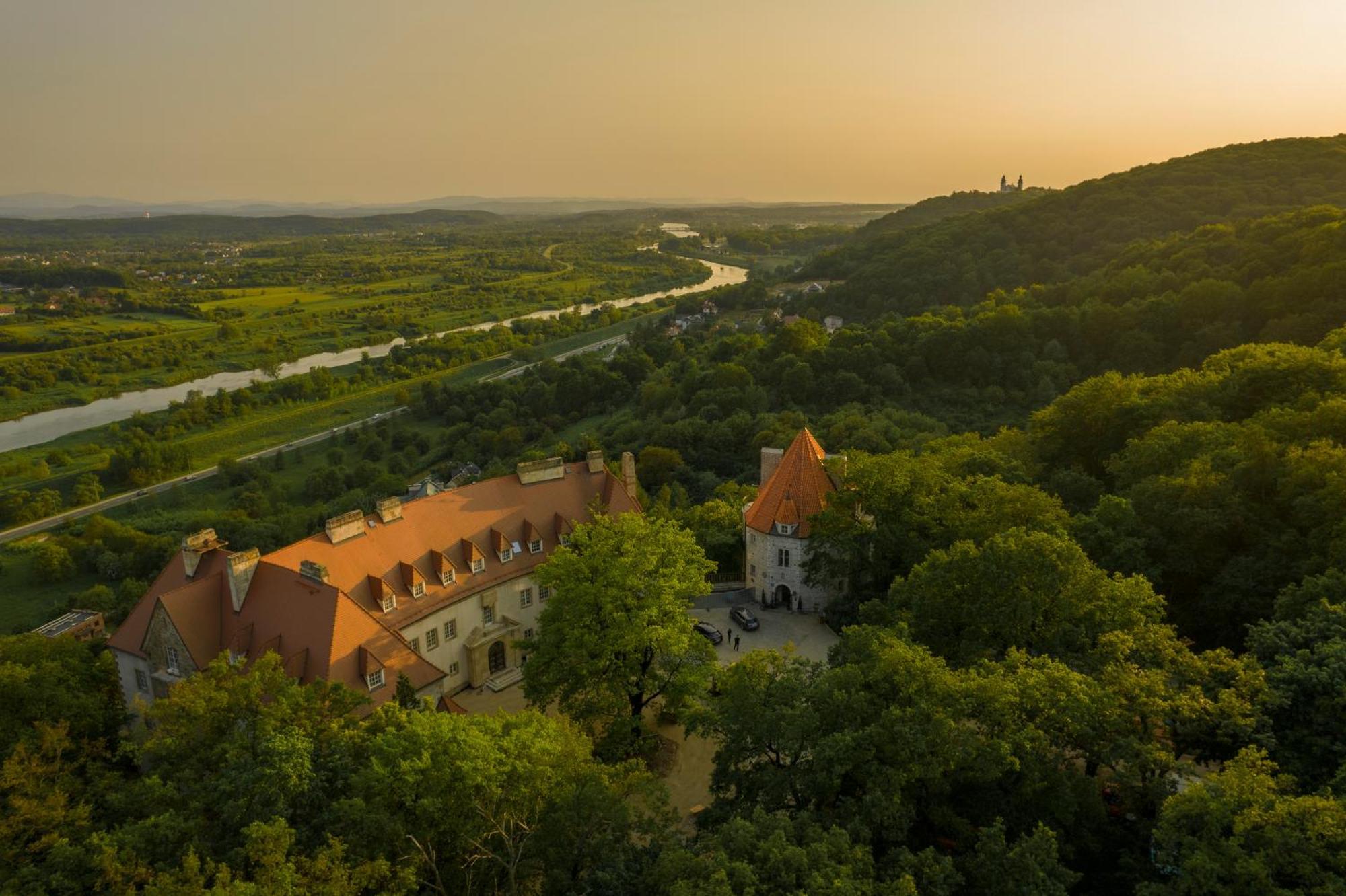 Отель Zinar Castle Краков Экстерьер фото